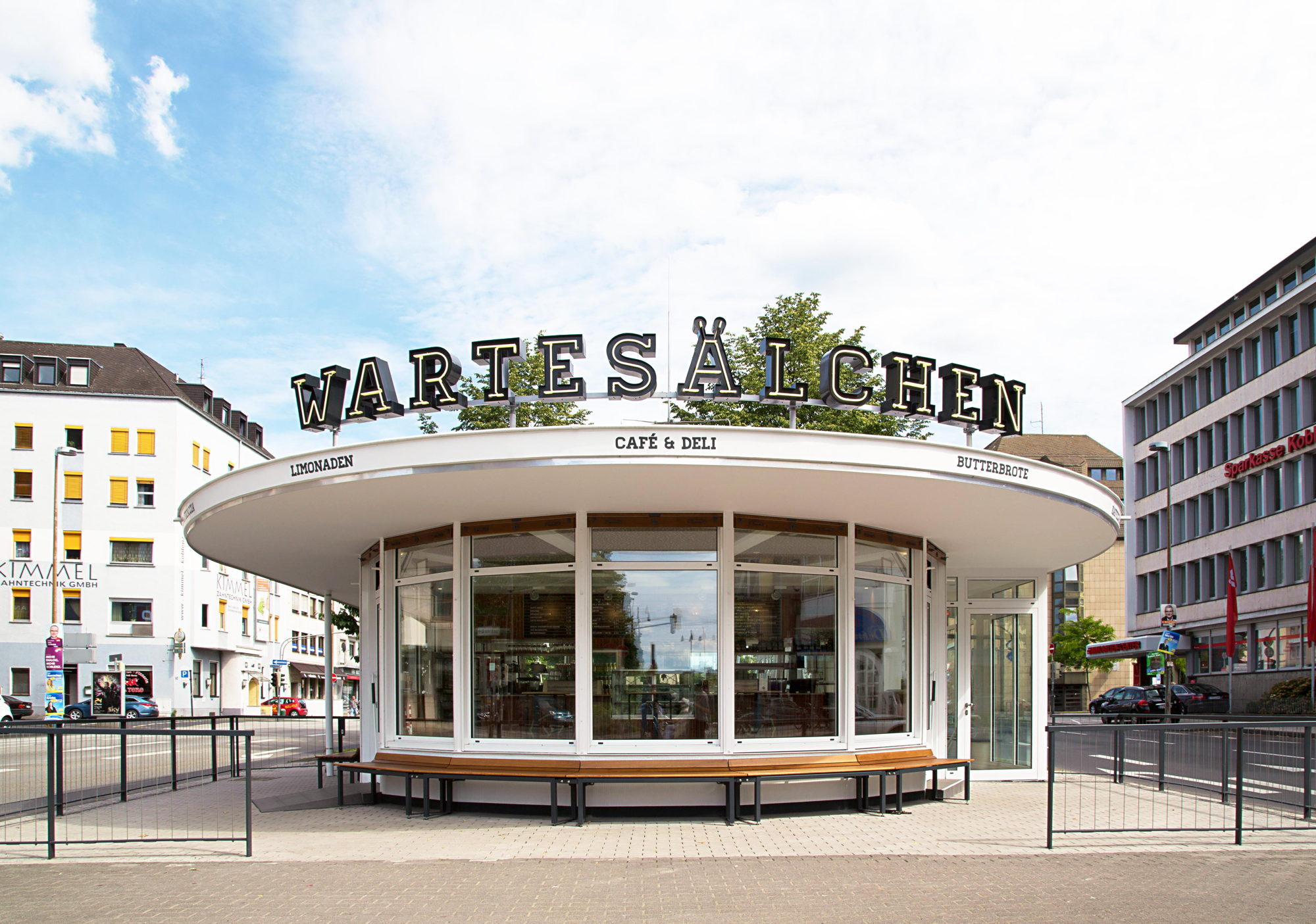 Fifties-Pavillon in Koblenz umgebaut / Wartesälchen ...