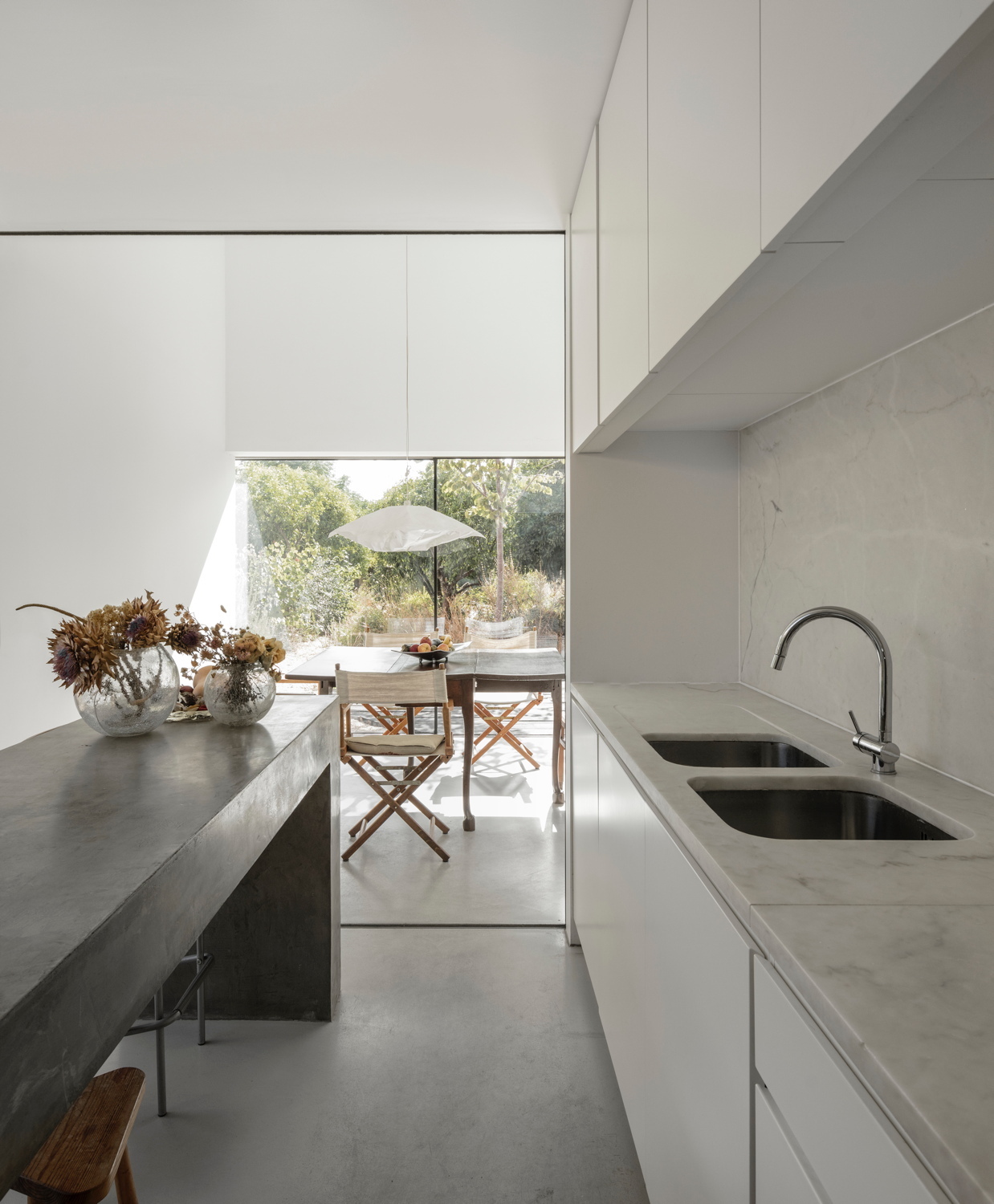 Villa Bei Lissabon Von Extrastudio Versteinertes Rot