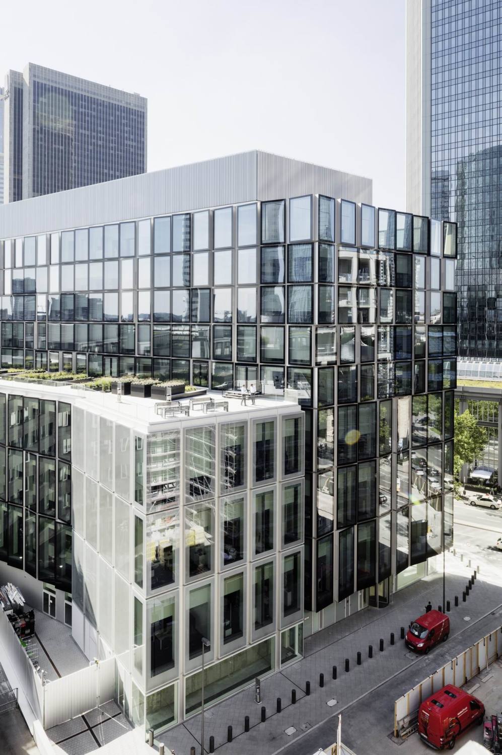 Deutsche Bank Campus In Frankfurt Von Ksp Jurgen Engel Ein Hauch