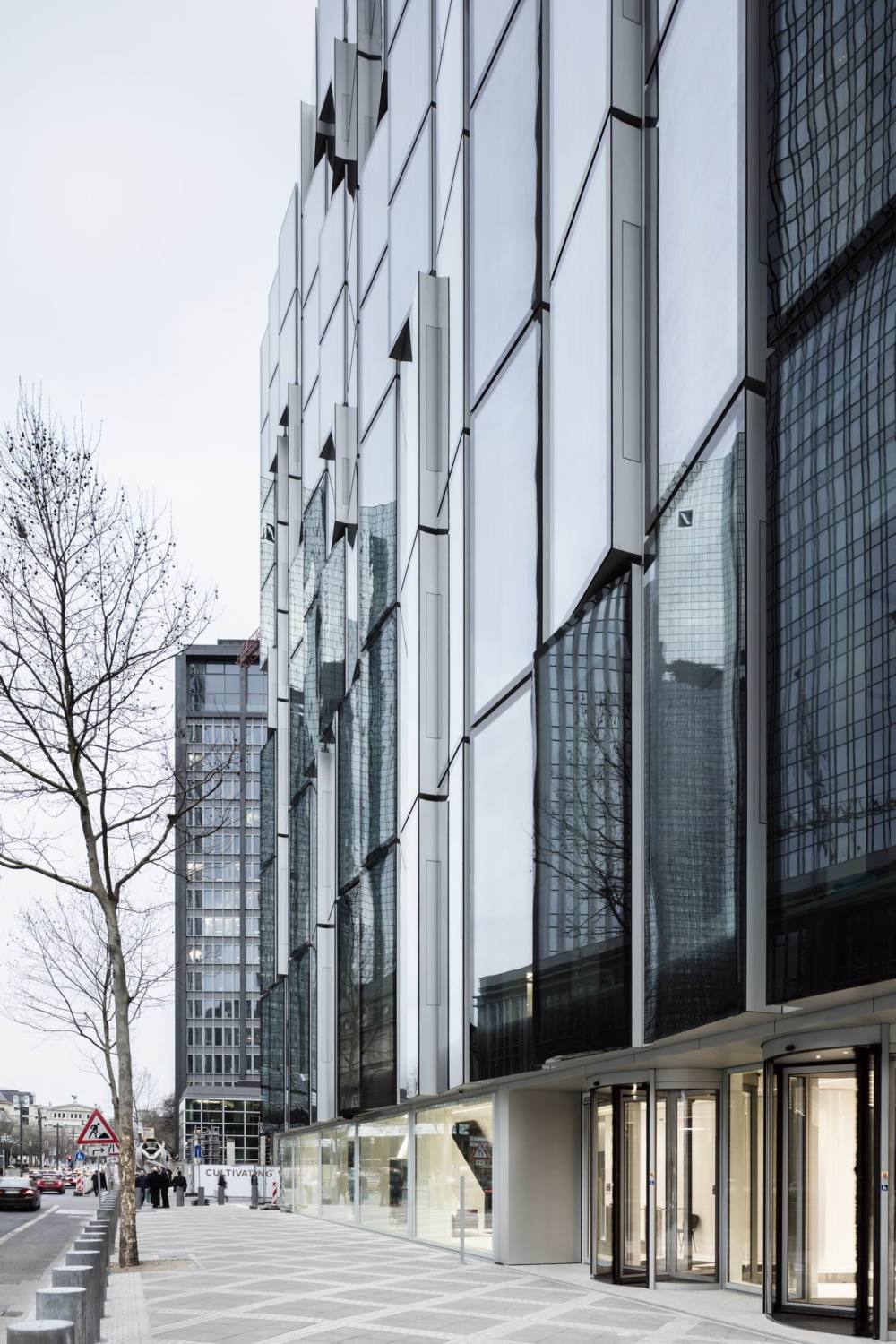 Deutsche Bank Campus In Frankfurt Von Ksp Jurgen Engel Ein Hauch
