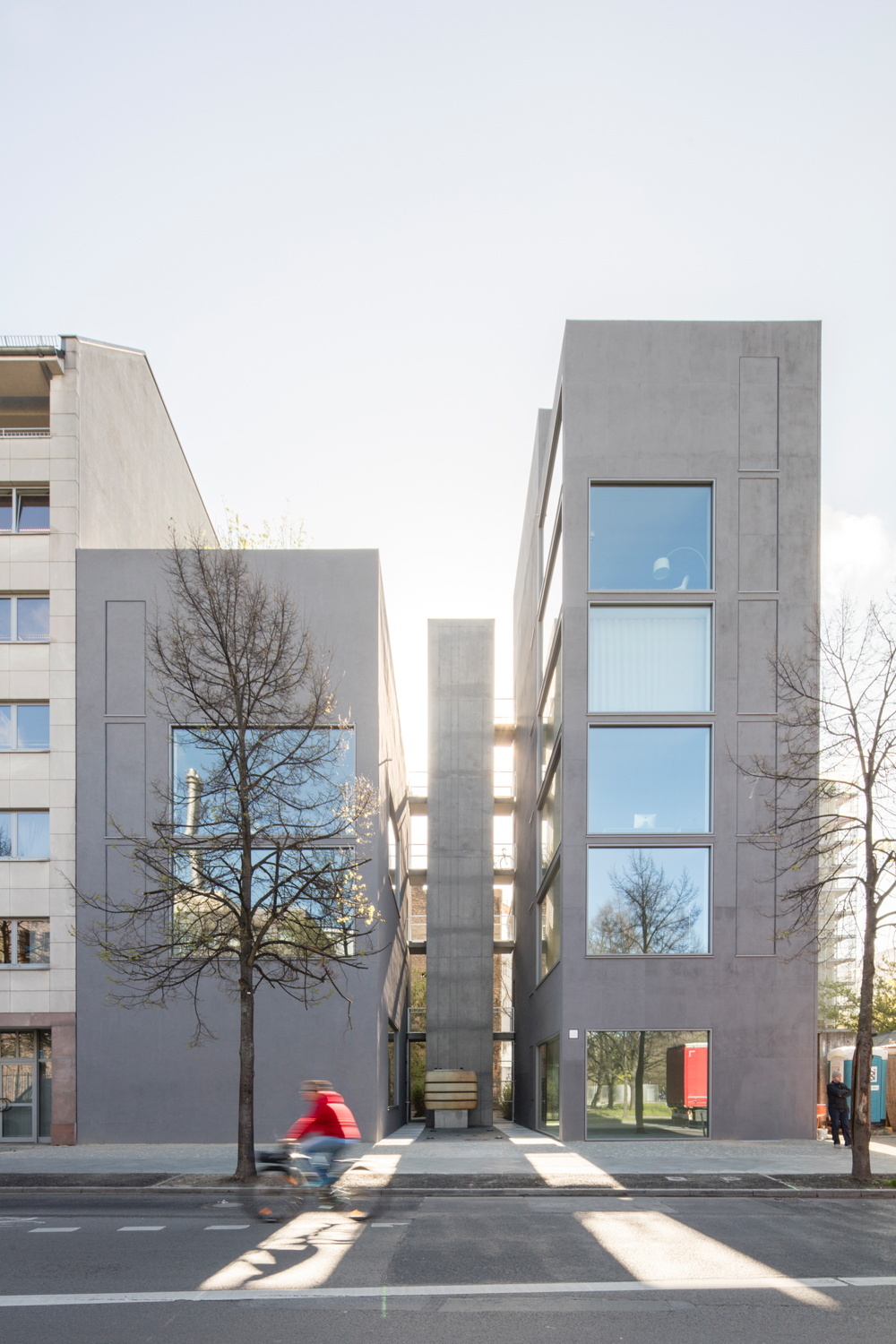 Wohnhaus von Bundschuh Architekten in Berlin / Kunst ...