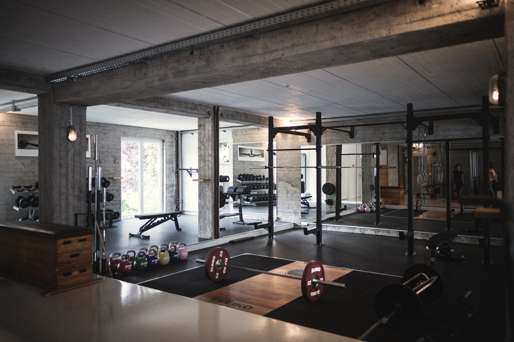 Fitnessstudio In Hamburg Von Atelier Noise Schwitzen In Beton