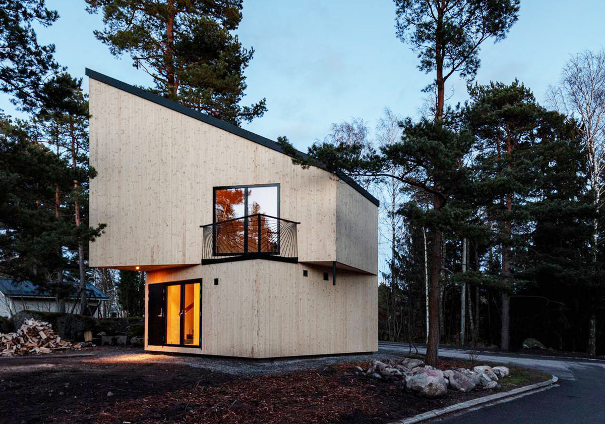 Charmante Drehung in Helsinki  - Holzhaus von Ortraum Architects