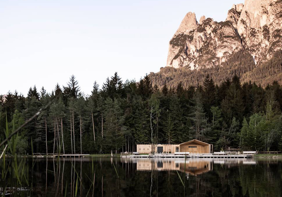 Baden mit vollem Magen - Schwimmhütte am Völser Weiher von noa*