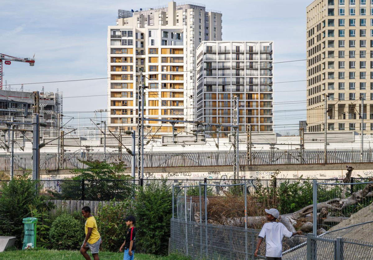 Zwei mal zwei Türme
 - Wohnanlage von Brenac & Gonzalez und MOA Architecture in Paris